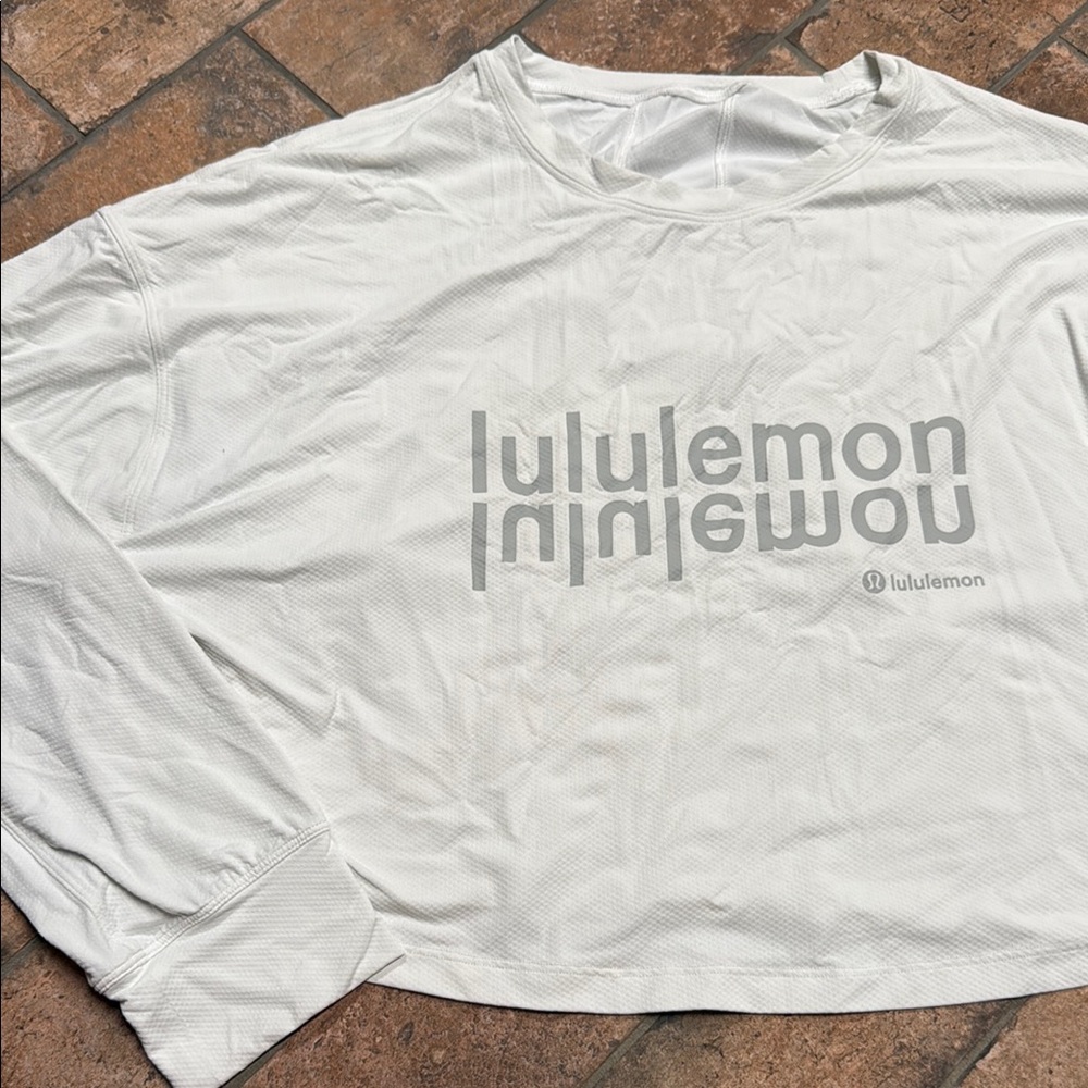 Lululemon Muscle Love Long Sleeve Shirt - Picture 5 of 6